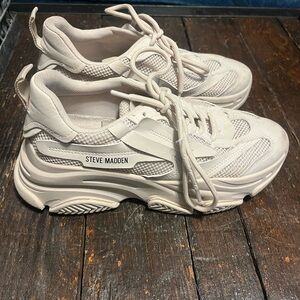 Steve Madden Cream Chunky Sneakers